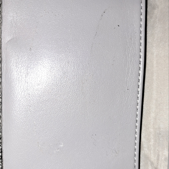 Coach Wallet - Picture 4 of 4